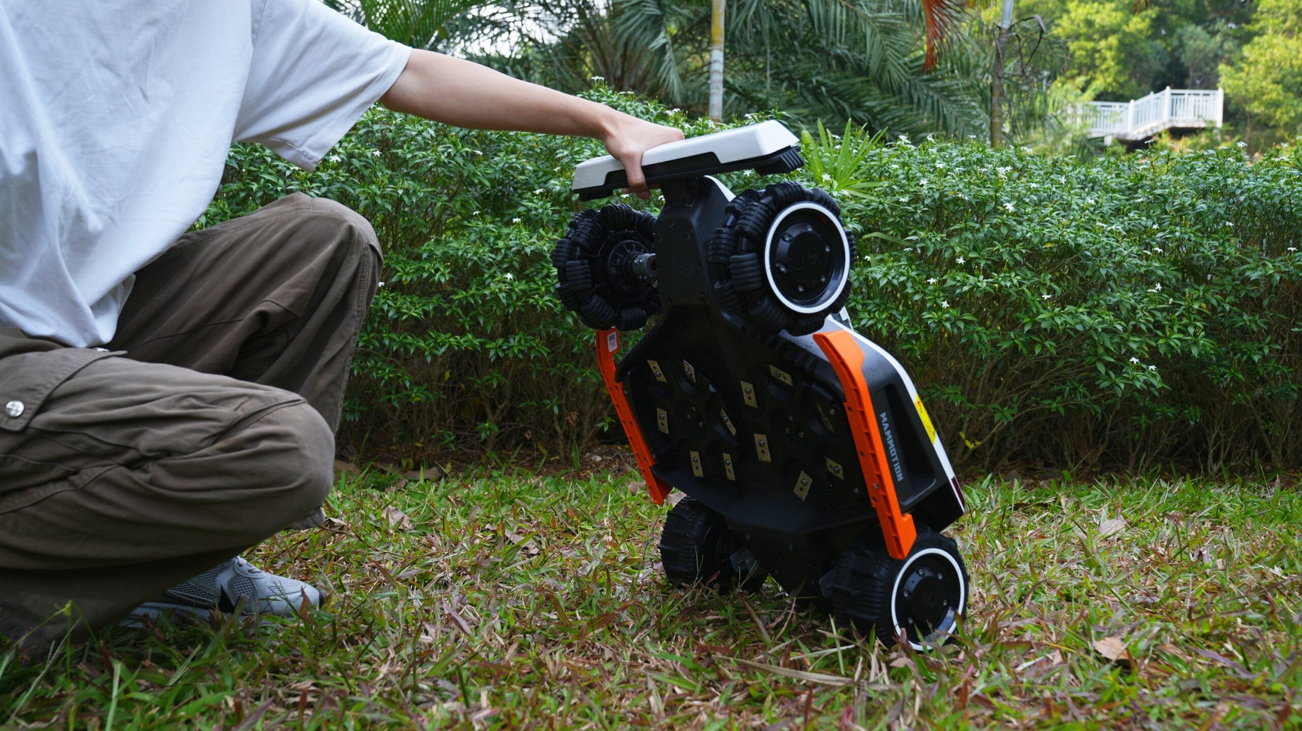 Mammotion LUBA 3 AWD 5000 Mähroboter ohne Begrenzungskabel – Bild 22